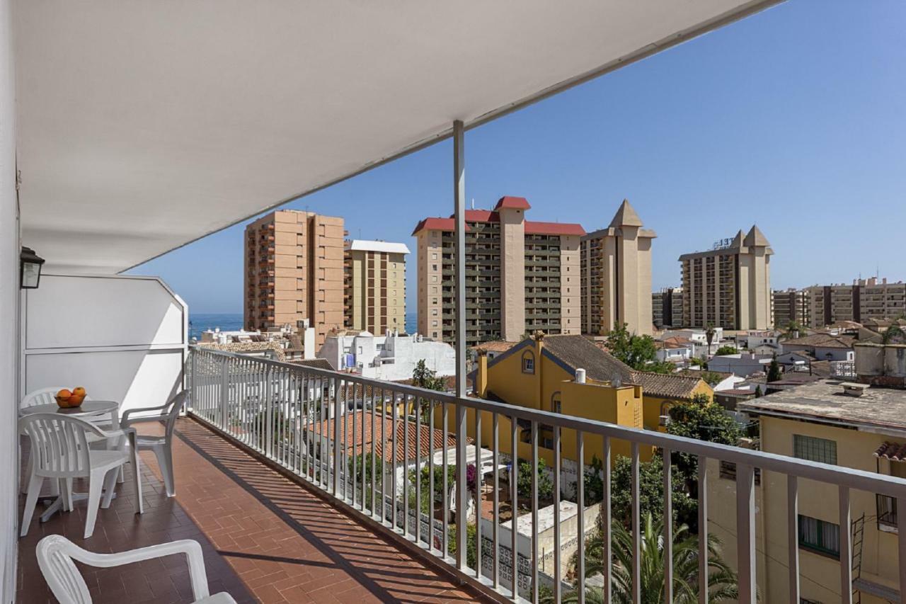 Apartamentos Embajador Фуэнхирола Экстерьер фото